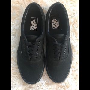 Black ⚫️ Era Vans